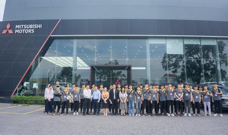Sinh viên ngành Kỹ thuật Ô tô tham quan thực tế tại Mitsubishi và Ford Bình Thuận