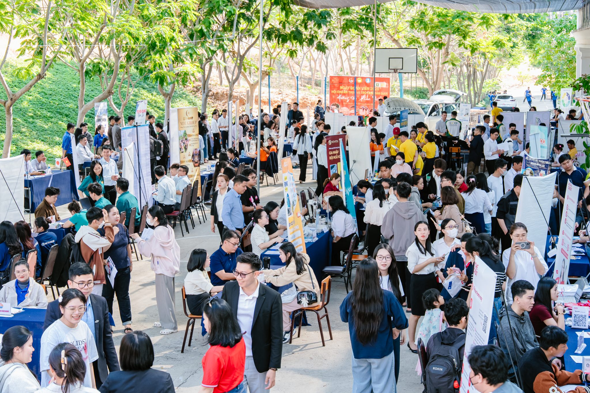 Ngày hội Kết nối Doanh nghiệp và Việc làm Sinh viên năm 2026