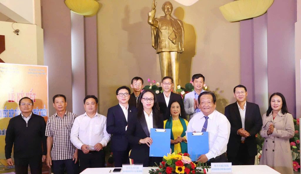 d35beb6f1d9a93c4ca8b